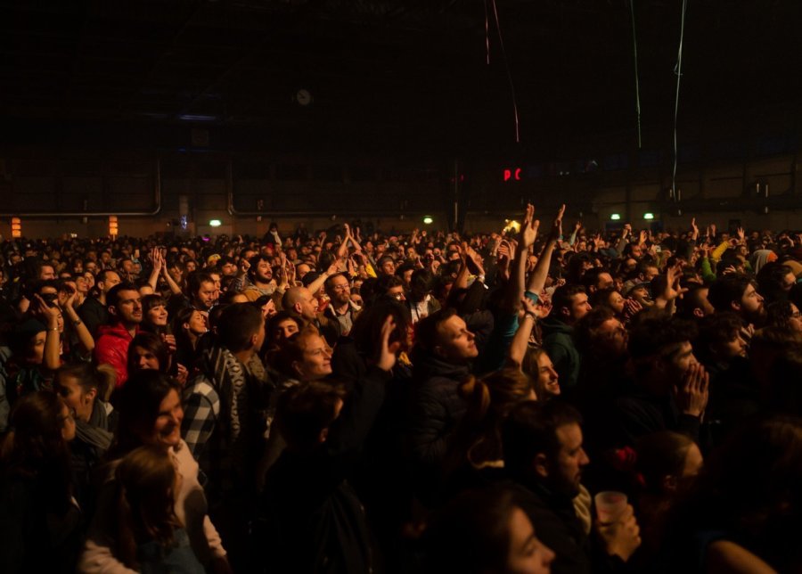 Comment réaliser une affiche de festival impactante ?