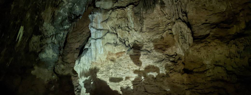 20 000 lieues sous la Terre, du Karst à la rivière