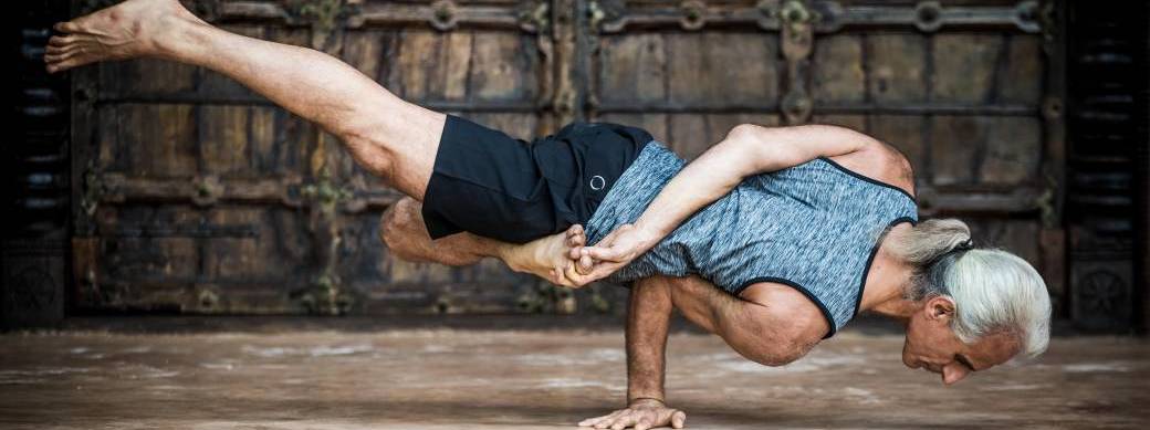 3 Masterclass Synergy Yoga w/ Simon Borg-Olivier
