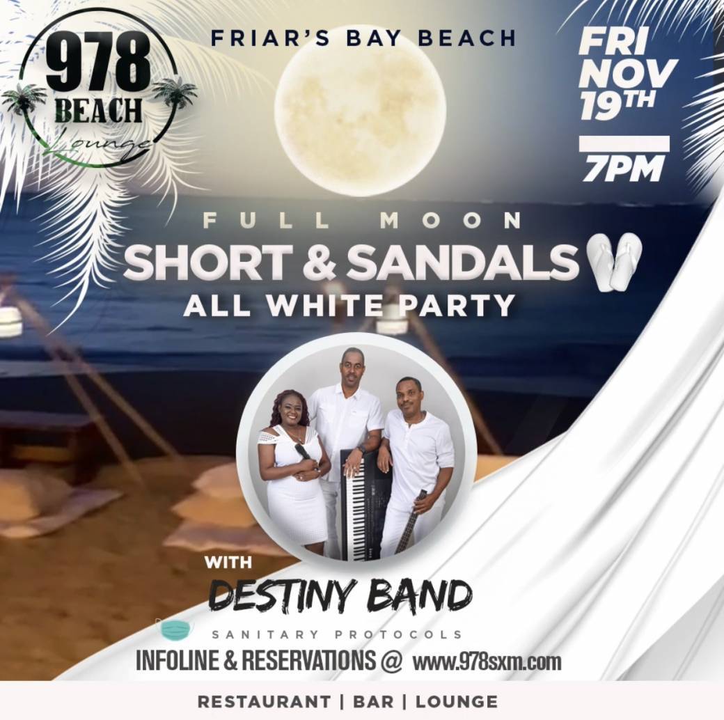 978 Full moon  All white Short and sandals