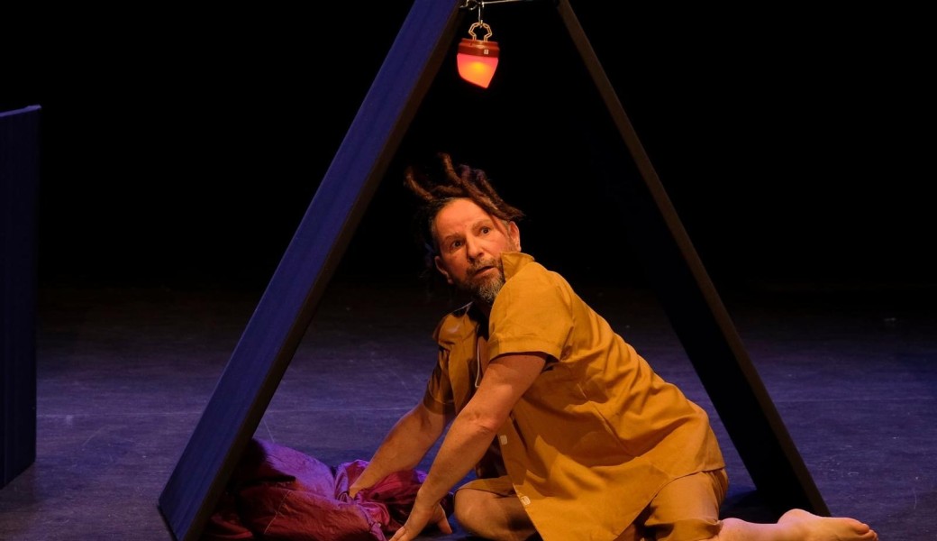 “ÇA RESTE ENTRE NOUS” Stéphane Courtial