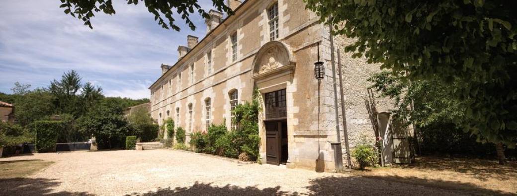 Abbaye de Nouaillé-Maupertuis