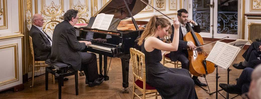 Concert Trio Arborescence