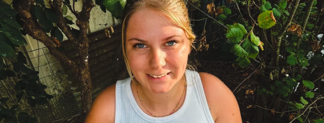 Alicia Bonduau dans La Fête de campagne