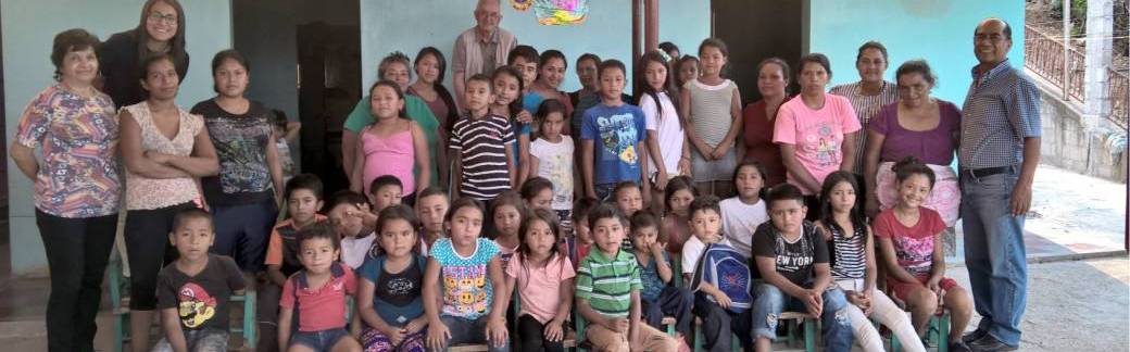 Anne Gastinel et sa classe de violoncelle jouent pour TEGUCIGALPA LA FAVORITE