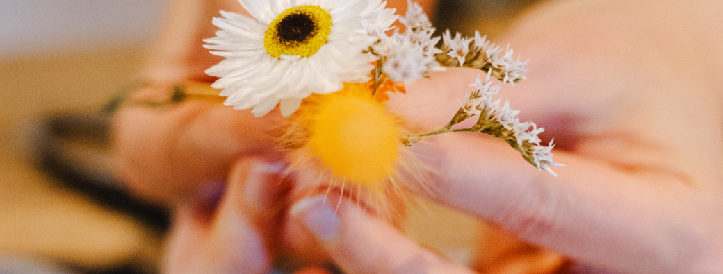 Atelier cloches en fleurs séchées