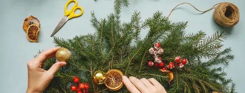 Atelier couronnes de Noël au LaboDiva