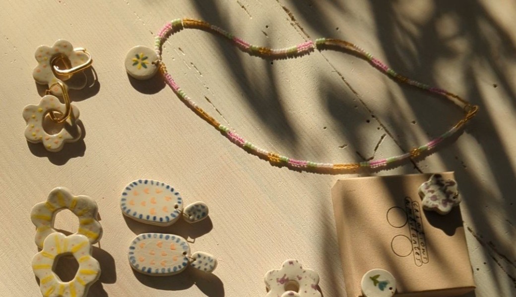Atelier création de bijoux en céramique - Ma Petite Maison Ploemel