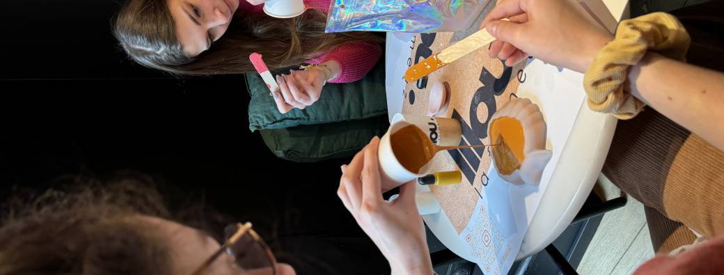  Atelier création d'objets en Jesmonite Maisons du Monde x Lilou la frimeuz
