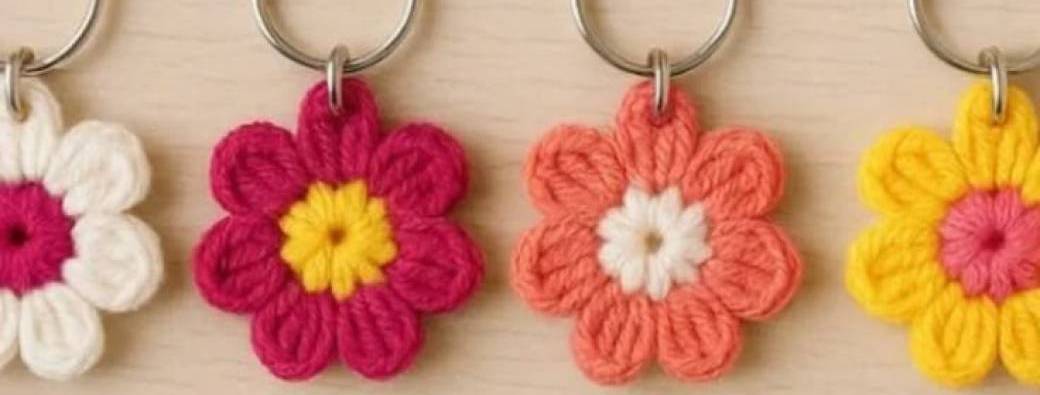 ATELIER CROCHET - Porte-clés en fleur
