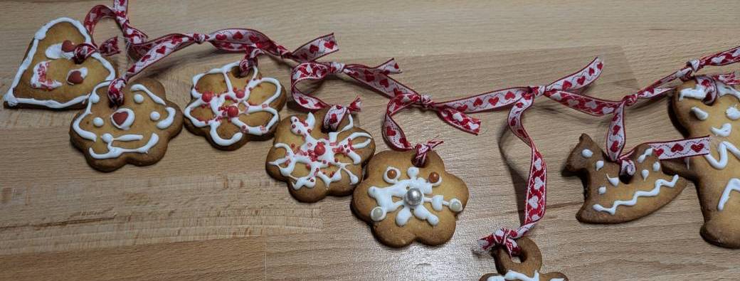 Atelier famille & adulte ou ado solo 2h Guirlandes de sablés de Noël