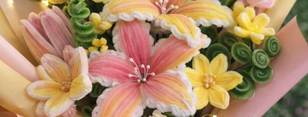 Atelier fleurs fil chenille