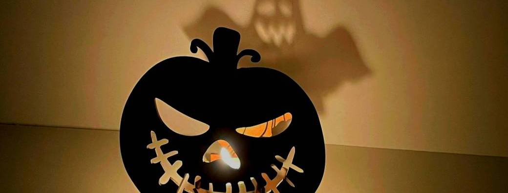 Atelier Halloween : Découvre la découpe laser !