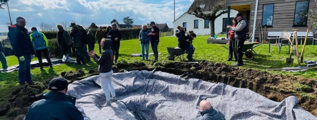 Atelier : l'installation d'une mare à Amay 