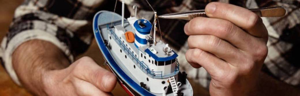 Atelier maquettes entre seniors : construction libre