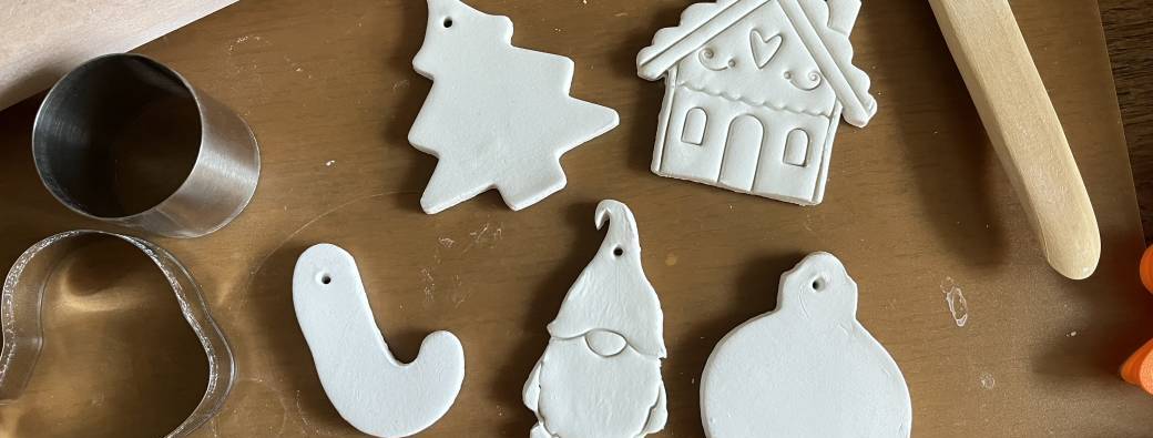 Atelier modelage - viens fabriquer tes décorations de Noël !