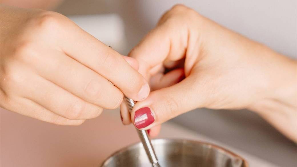 Atelier Parent-enfant Mulhouse: gel douche et gloss coloré