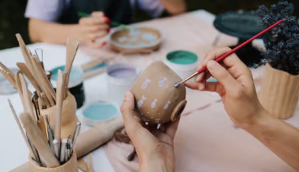 Atelier Peinture sur Céramique Parent-enfant à GIRAGI (Zola)