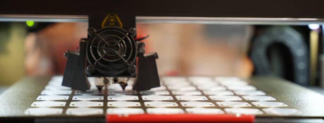 Atelier Senior : apprendre à se servir d'un ordinateur en jouant avec une imprimante 3D