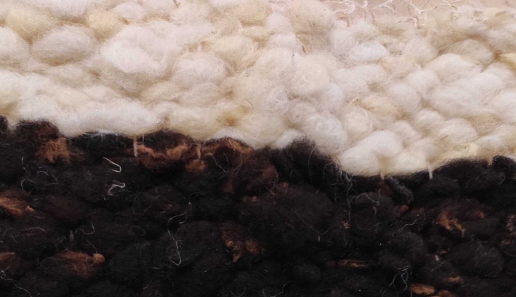 Atelier tissage laine brute de mouton