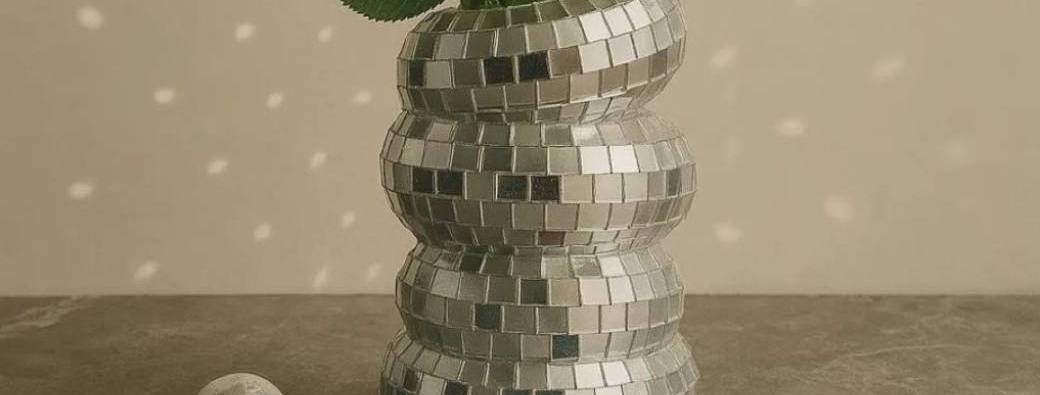 Atelier vase boule à facettes