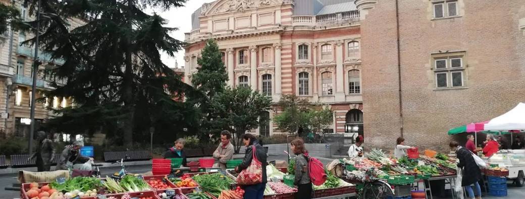 Markets and foodie spots