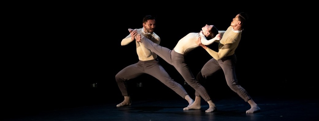 Ballet Nacional Chileno - Trio : Chacona / Boléro