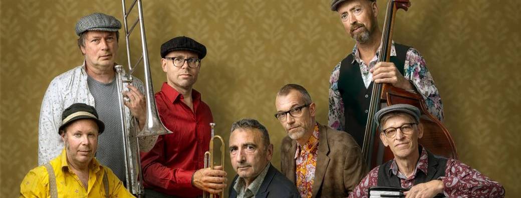 Bar Mundial avec/met 'Amsterdam Klezmer Band' (NL)