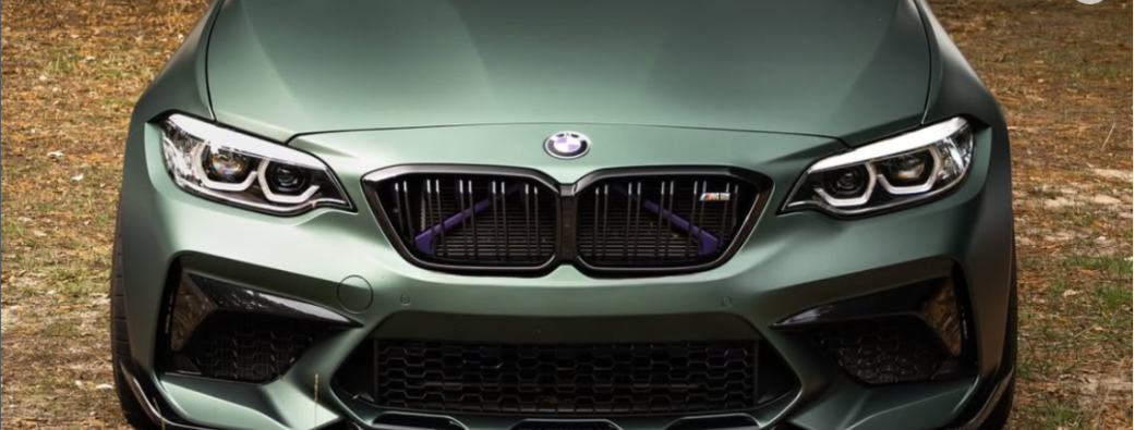 BMW M2 Competition Vert mat(3 passagers maxi)