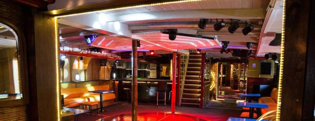 BOAT PARTY