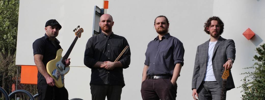 Bron To Be Alive : Fils de l'Ether + Hudge