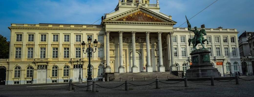 Bruxelles "ville Haute"  du Sablon au Quartier Royal