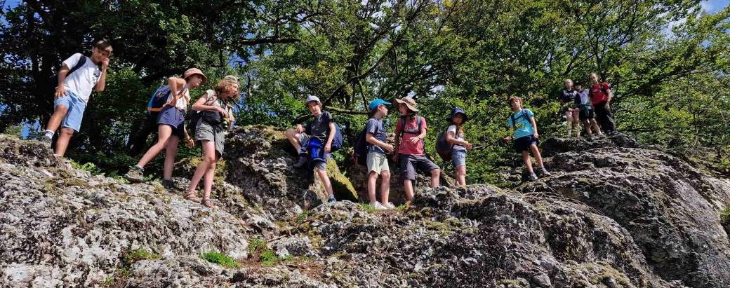 Camp nature d'été (8-12 ans) dans la province de Namur (Brûly-de-Pesche; proche de Couvin)