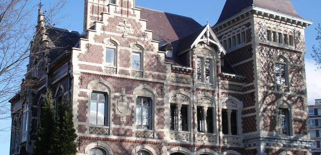 "Châteaux et avenues autour de la Mairie" à pied