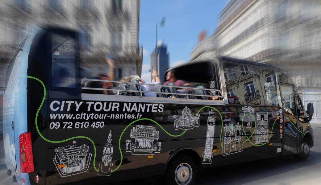 nantes city tour bus