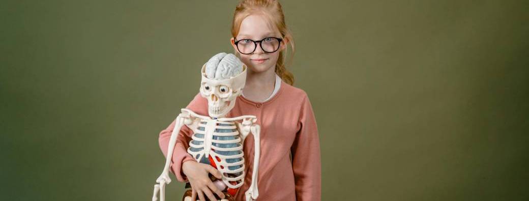 Comprendre les émotions en famille en mode C'est pas sorcier !