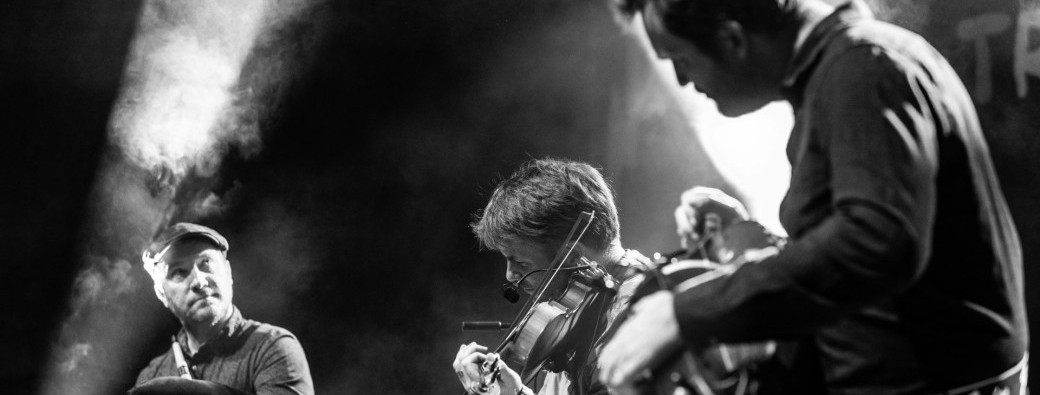 Concert – Bal traditionnel | Camille Raibaud, Arnaud Bibonne, Simon Guillaumin | En Cadéncia