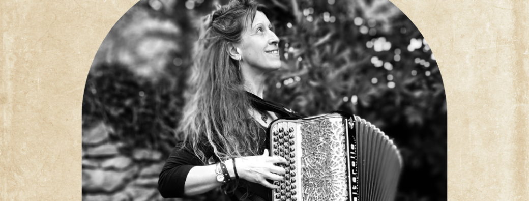 Concert déambulant - Marielle Bélanger, accordéon 