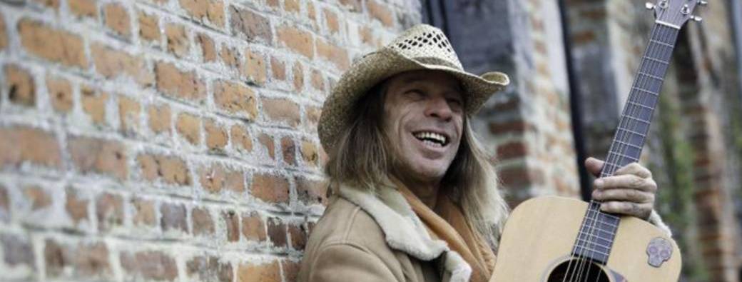 Concert debout : Zak Perry & The Beautiful Things (Rock-Folk)