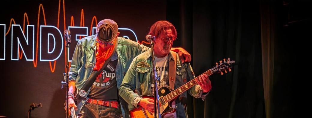 Concert assis : Indeed (Reprises rock 70' 80' 90')