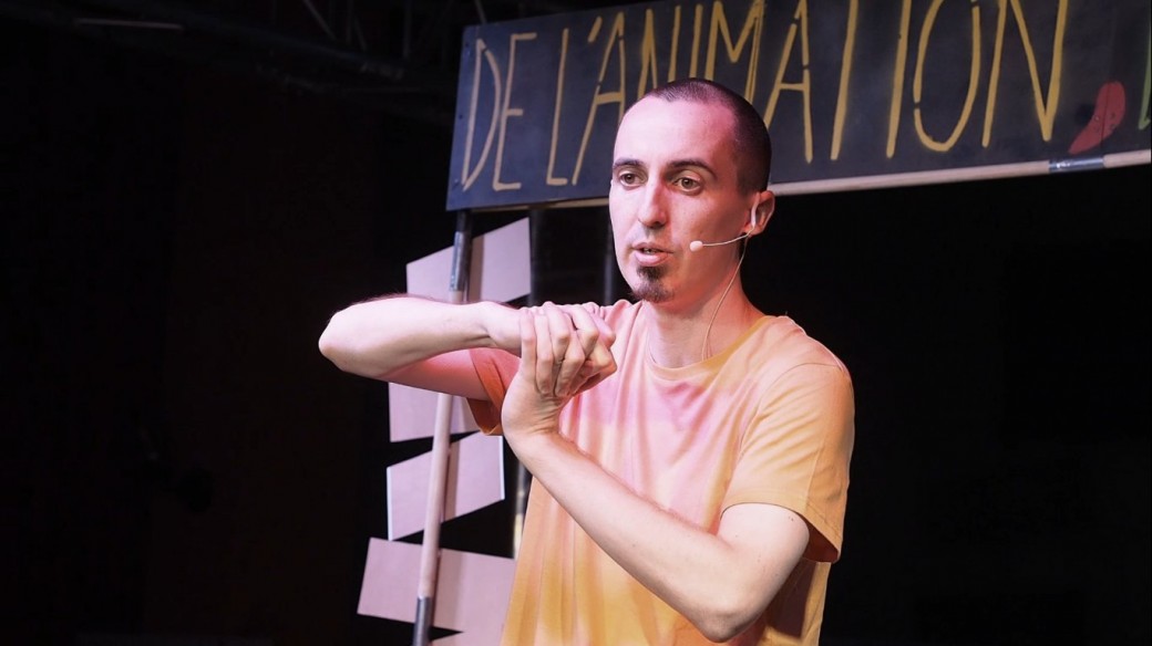Conférence Gesticulée : Un Pavé dans la Bulle