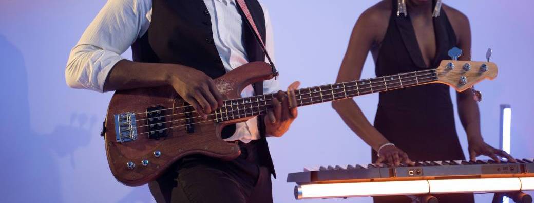 CONFERENCE MUSIQUES AFRO-AMERICAINES AMPLIFIEES (Découvrir)