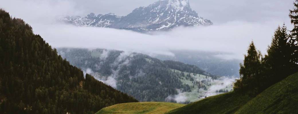 Connaissance du Monde : Les PYRÉNÉES