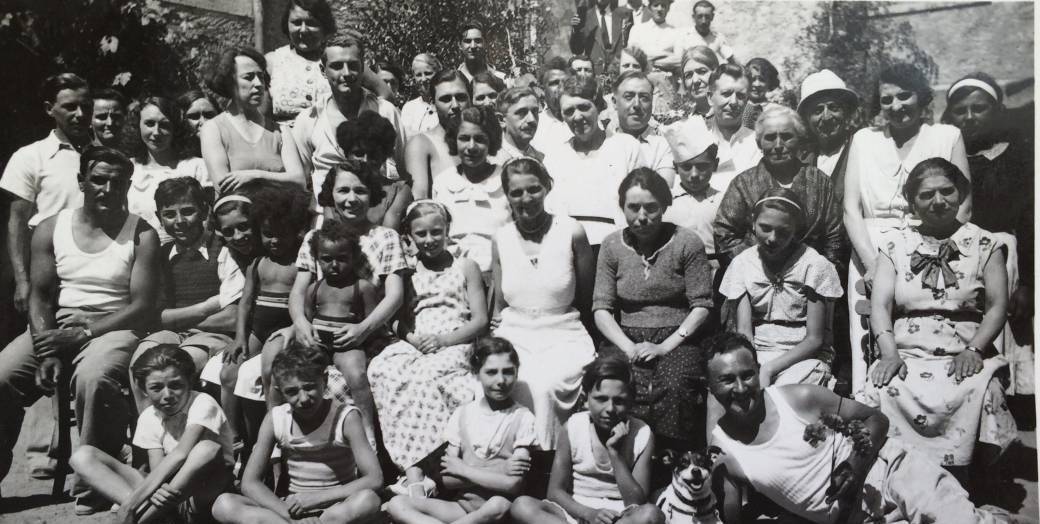 CONSTELLATIONS FAMILIALES