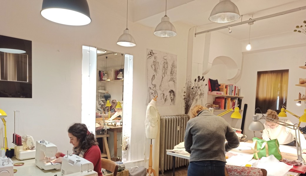 Cours de couture hebdomadaires adultes (10X2H : 270€) RÉSERVATION UNIQUEMENT PAR MAIL 
