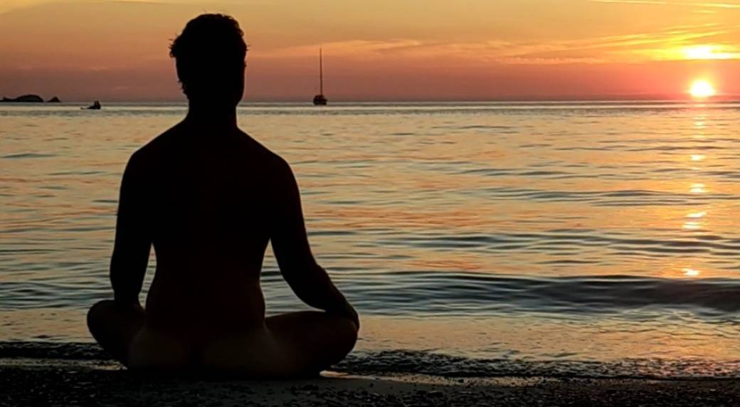 Cours de yoga naturiste à Toulouse 