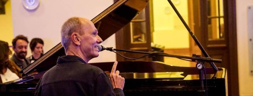 Cours - spectacle de José Miguel Wisnik "La Troisième rive du fleuve – Poésie et Chanson"