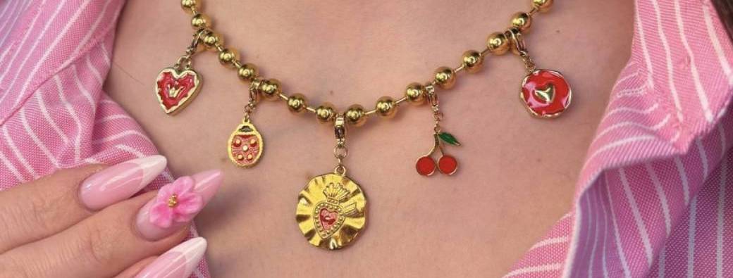 Création de bijoux breloques