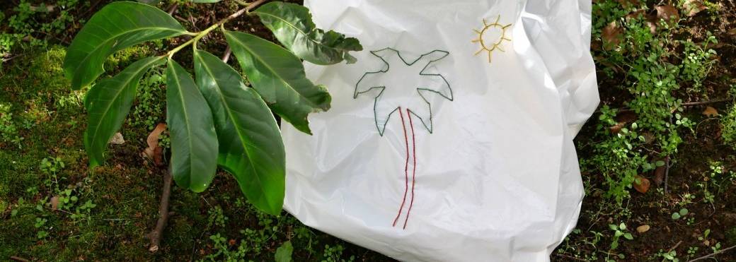 Crée ta broderie sur sac plastique 