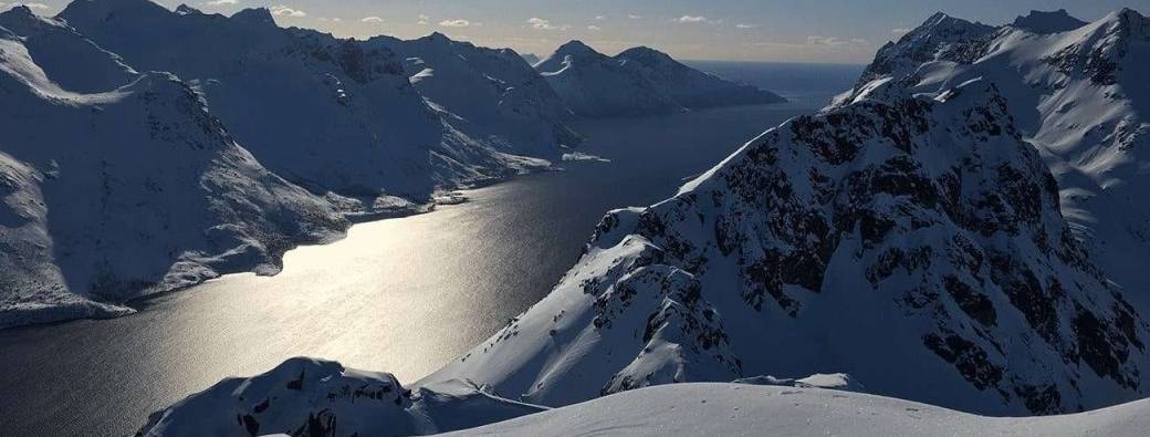 Croisière dans les Alpes de Lyngen, Norvège
